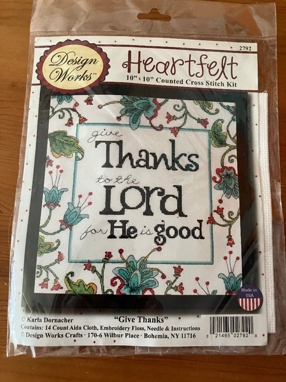 VTG Design Works Heartfelt  "Give Thanks" Counted Cross Stitch Kit (Modal DW2792